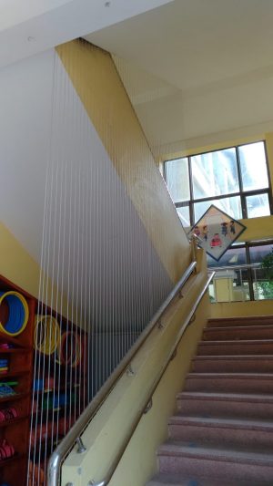 Lưới bảo vệ cầu thang